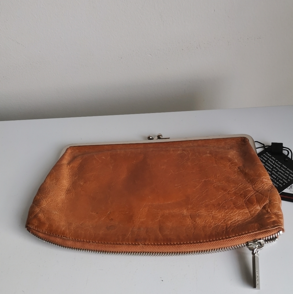 🍒 HOBO MAVIS WALLET CLUTCH DISTRESSED CARAMEL BUTTERY SOFT LEATHER 10.5x6!